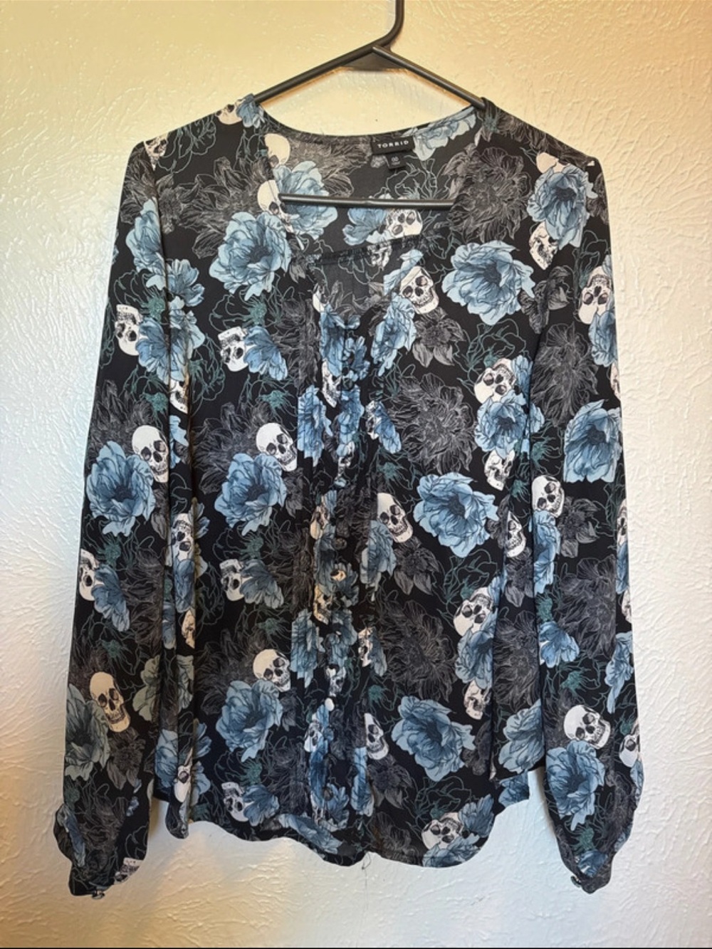 torrid Black Blouse with Blue Floral & Skull Print